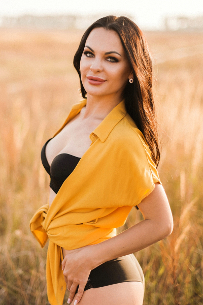 Ekaterina 33 years old Ukraine Kyiv, Russian bride profile, meetbrides.online