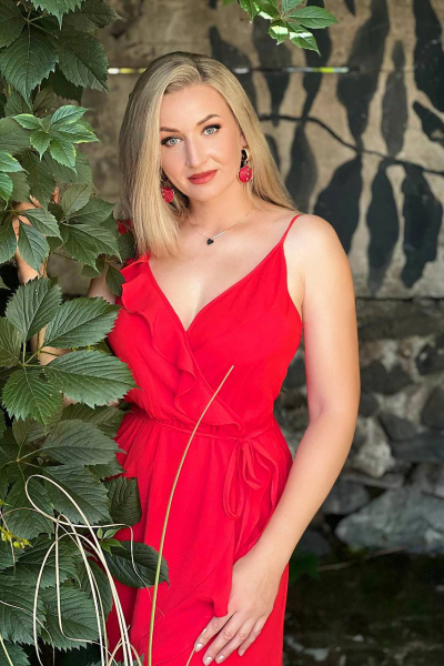 Anna 40 years old Ukraine Rivne, Russian bride profile, meetbrides.online
