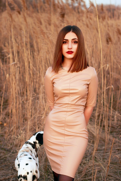 Yuliya 26 years old Ukraine Nikolaev, Russian bride profile, meetbrides.online