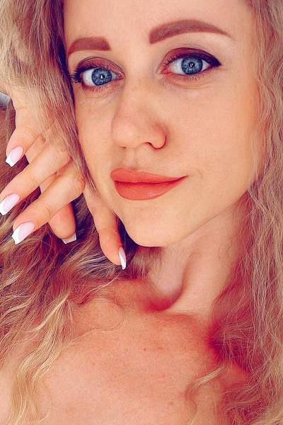 Olga 37 years old Ukraine Ivano-Frankivs'k, Russian bride profile, meetbrides.online Olga 37 years old Ukraine Ivano-Frankivs'k, Russian bride profile, meetbrides.online
