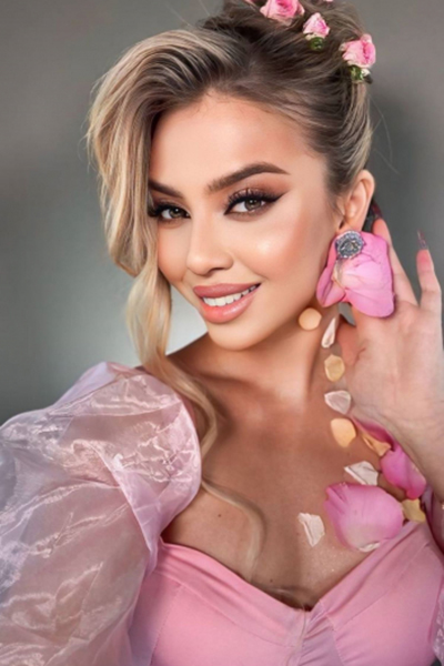 Paulina 23 years old Ukraine Lviv, Russian bride profile, meetbrides.online Paulina 23 years old Ukraine Lviv, Russian bride profile, meetbrides.online