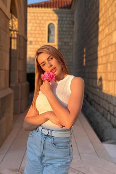 Olga 28 years old Ukraine Lviv, Russian bride profile, meetbrides.online