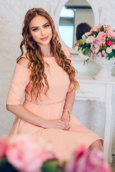 Viktoriya, 30