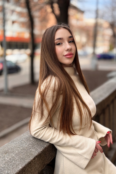 Irina 21 years old Ukraine Cherkasy, Russian bride profile, meetbrides.online