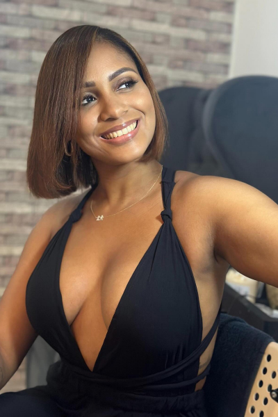Casandra, 33