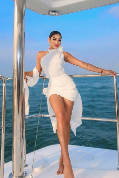 Stephaniya, 26