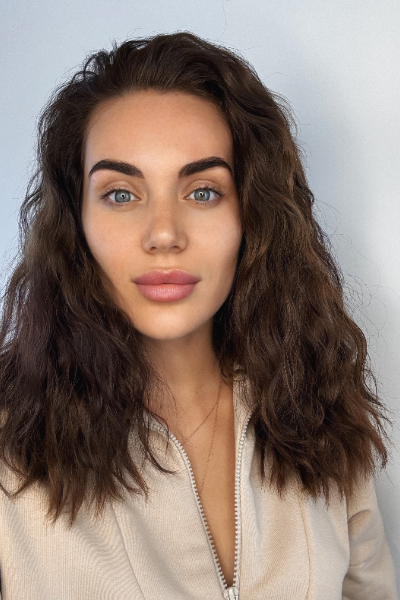 Lidiia, 32