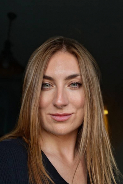 Olena, 43