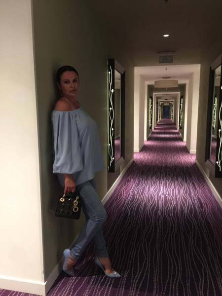 Iryna, 52