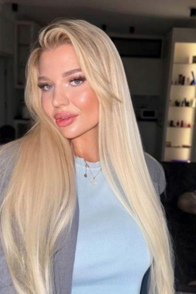Evelina, 24