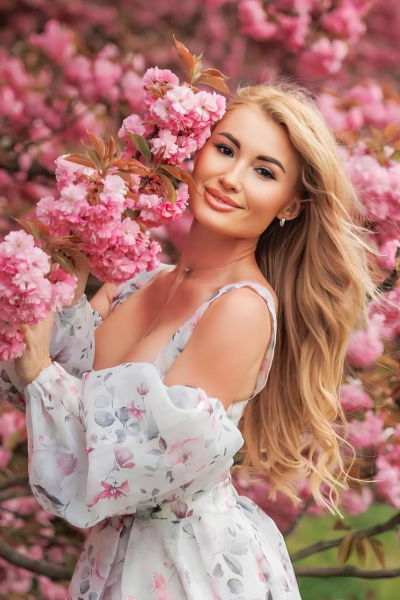 Irina, 39