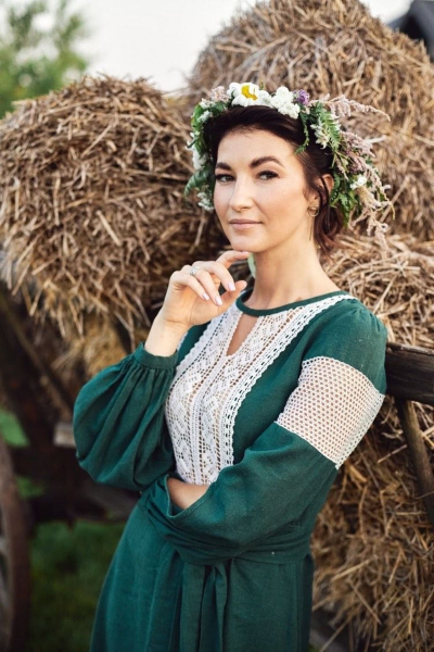 Ivanna, 36