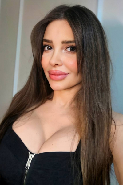 Olga, 43