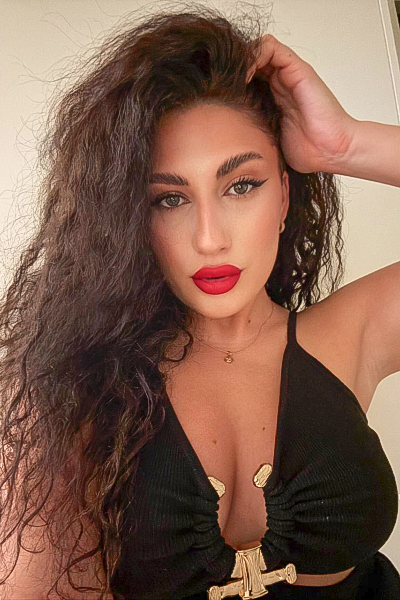 Alina, 26