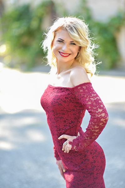 Olga 30 years old Ukraine Nikolaev, Russian bride profile, meetbrides.online