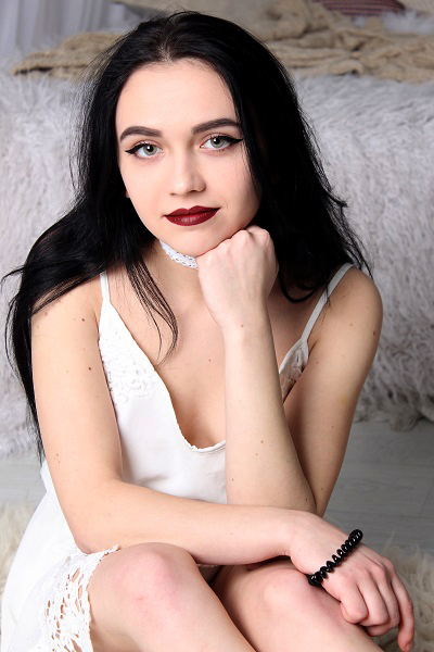 Liya 24 years old Ukraine Nikolaev, Russian bride profile, meetbrides.online