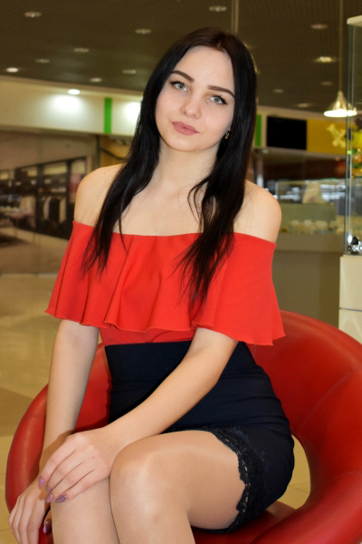 Ekaterina 21 years old Ukraine Kherson, Russian bride profile, meetbrides.online