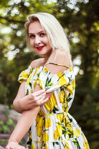 Inna 43 years old Ukraine Kiev, Russian bride profile, meetbrides.online