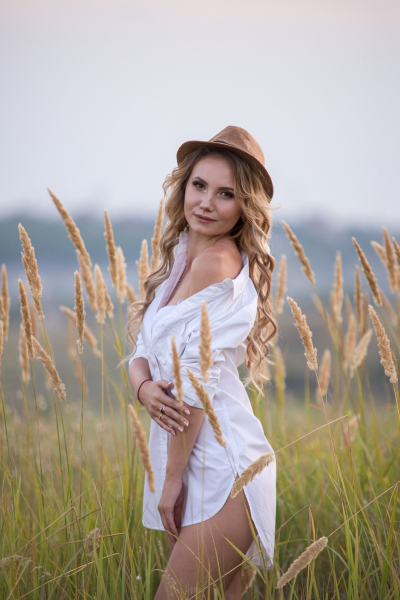 Darina 27 years old Ukraine Zaporozhye, Russian bride profile, meetbrides.online