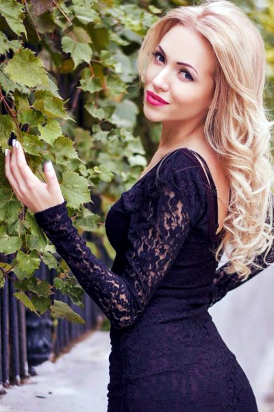 Viktoriya 31 years old Ukraine Nikolaev, Russian bride profile, meetbrides.online