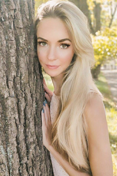 Viktoriya 25 years old Ukraine Lvov, Russian bride profile, meetbrides.online