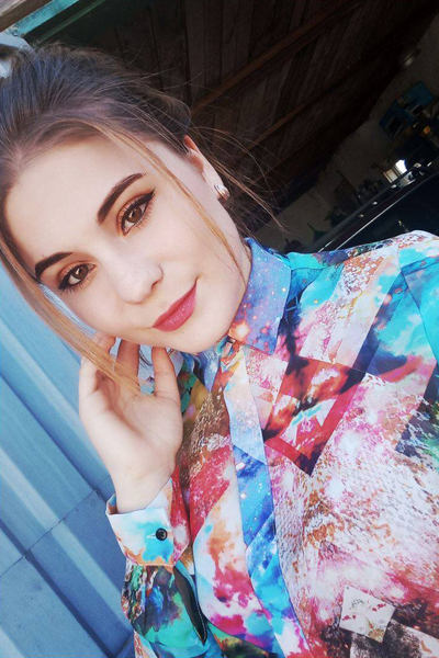 Lina 19 years old Ukraine Nikolaev, Russian bride profile, meetbrides.online