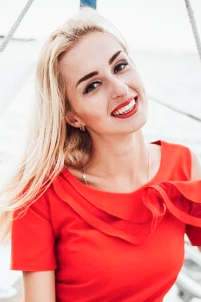 Kateryna 29 years old Ukraine Cherkassy, Russian bride profile, meetbrides.online