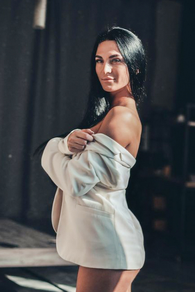 Yana 31 years old Ukraine Kherson, Russian bride profile, meetbrides.online