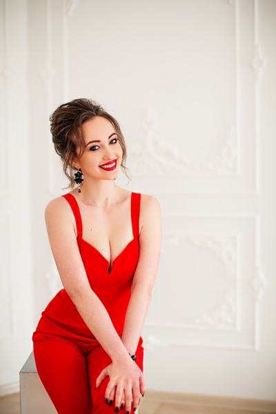 Olga 35 years old Ukraine Zaporozhye, Russian bride profile, meetbrides.online