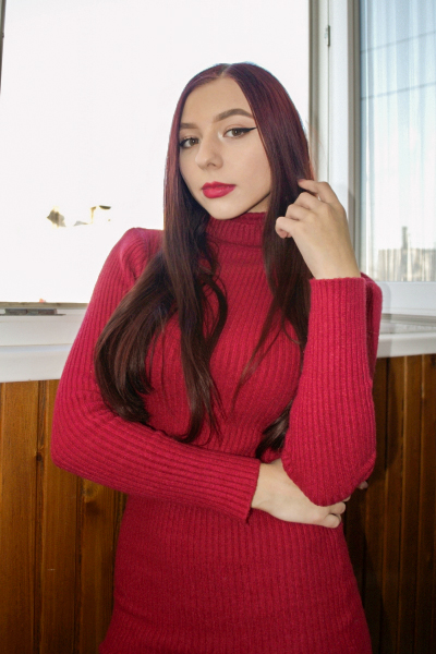 Kseniya 19 years old Ukraine Nikolaev, Russian bride profile, meetbrides.online