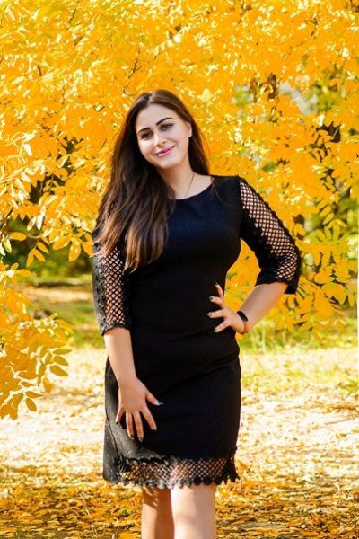 Alina 26 years old Ukraine Nikolaev, Russian bride profile, meetbrides.online