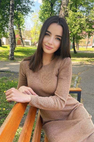 Myroslava 19 years old Ukraine Cherkassy, Russian bride profile, meetbrides.online